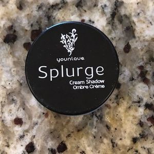 Younique cream shadow